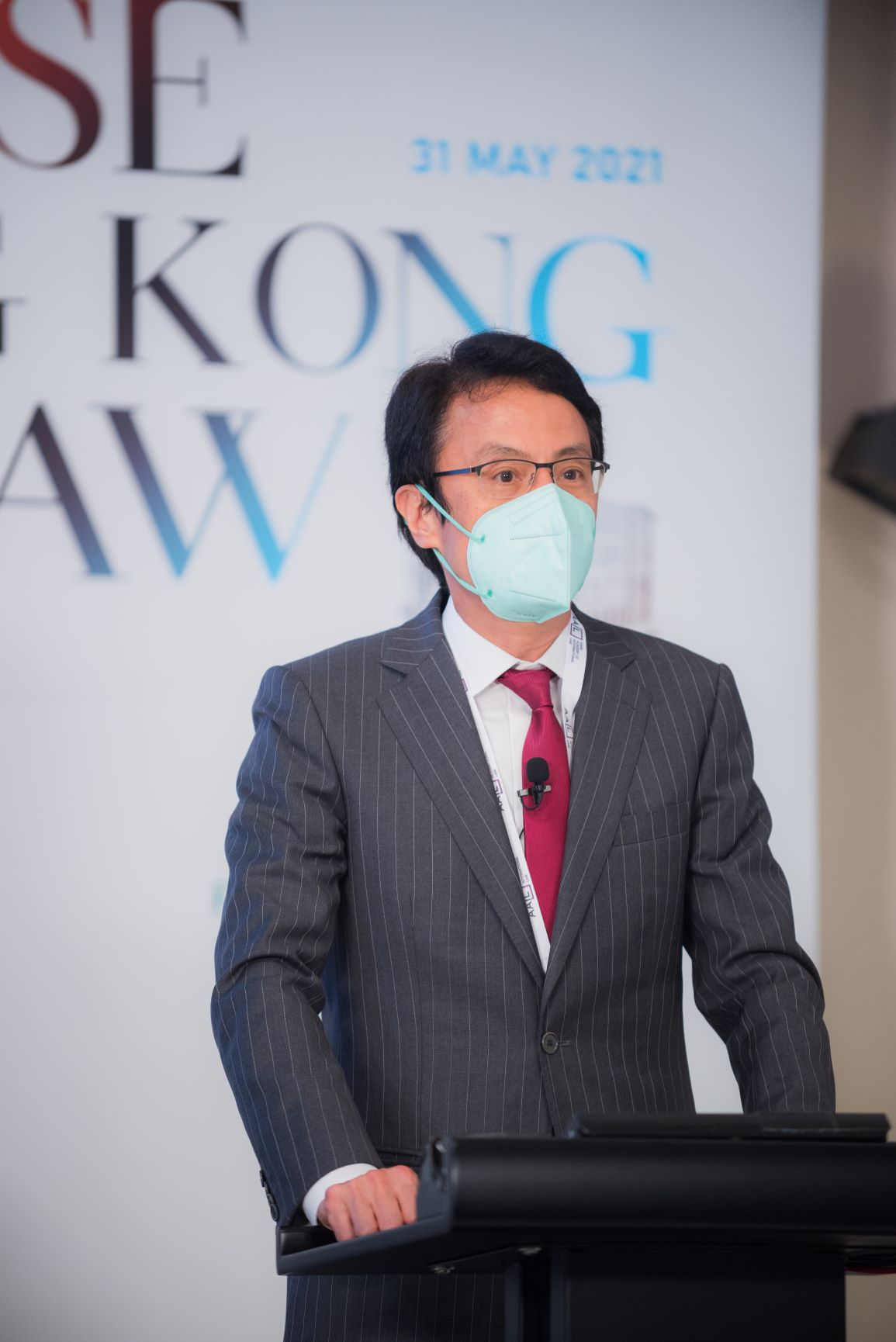 伍兆榮律師為亞洲國際法律研究院主辦的「為何選用香港法律」網上研討會擔任小組討論主持